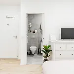 Classy & Cozy Apartment 2